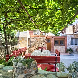 Donata Appartamento Premantura